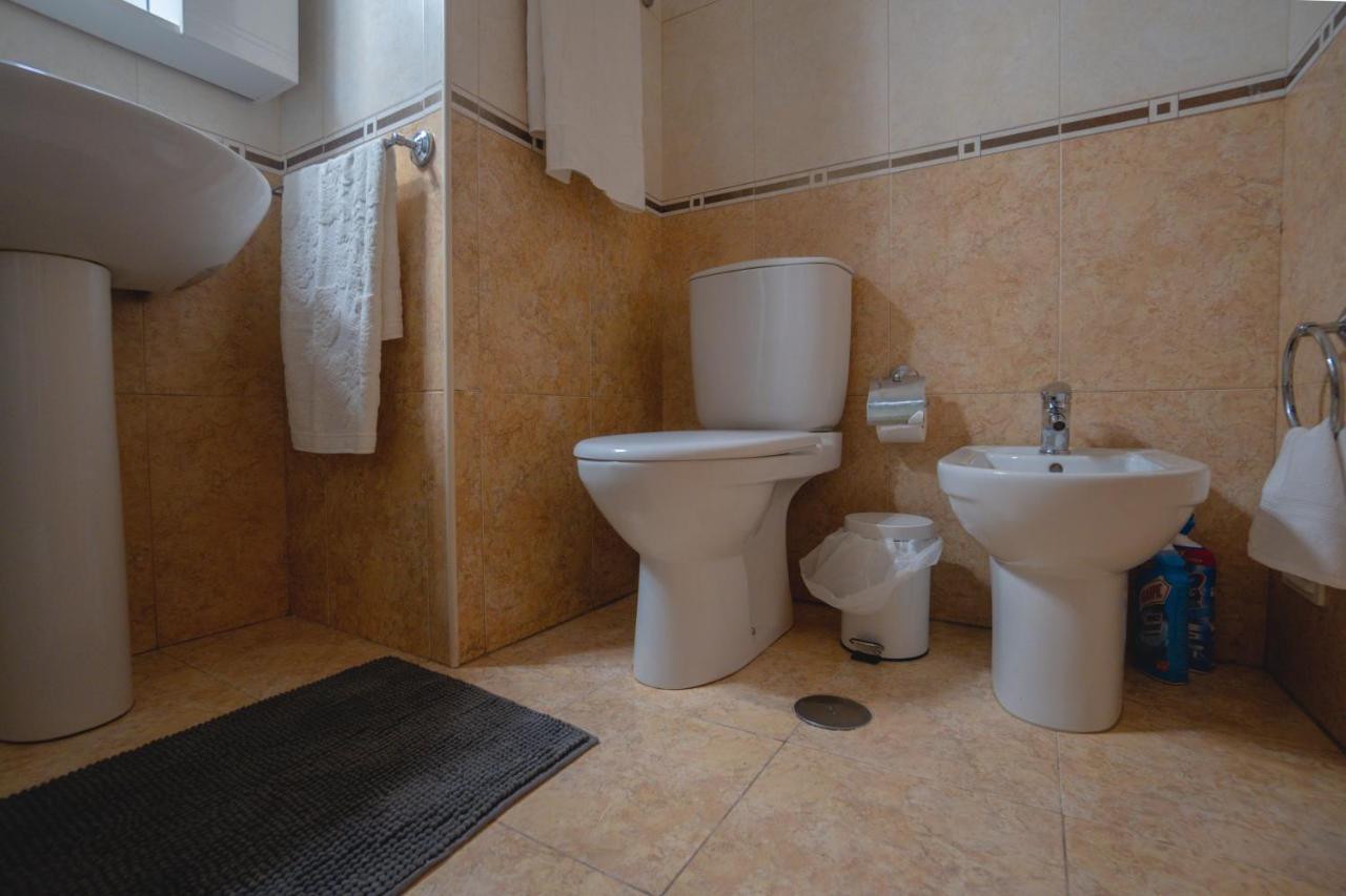 Large Modern Ponta Delgada Apartment Zewnętrze zdjęcie
